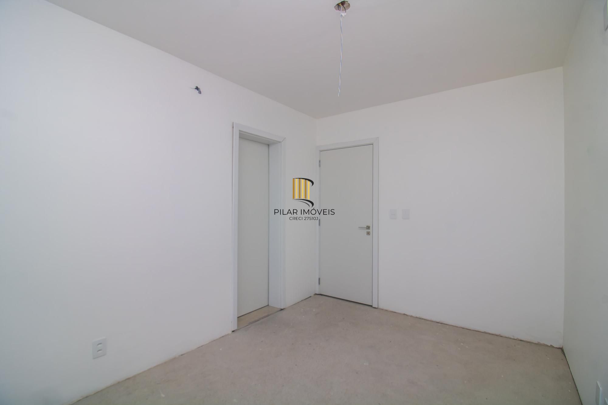 APARTAMENTO DUPLEX - 177m², 3 dormitórios, sendo 3 suites, Menino Deus