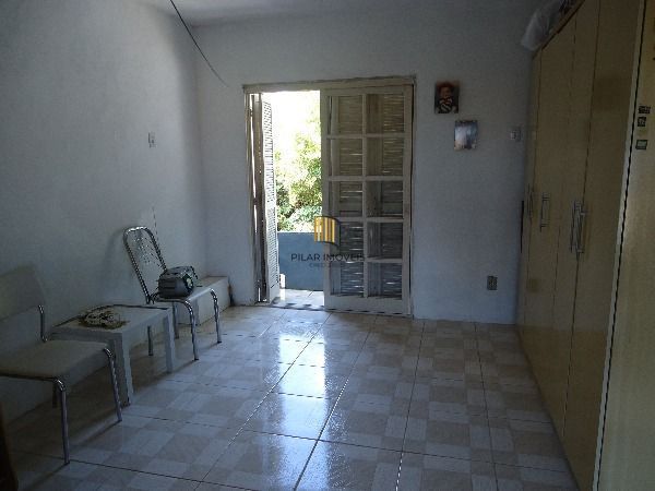 Casa Condominio para Venda - 235m², 3 dormitórios, sendo 1 suites, 2 vagas - Gua