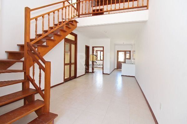 Casa em Porto Alegre, no bairro Aberta Dos Morros, com 3 dormitório(s), e 3 banh