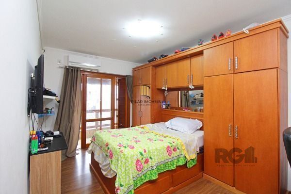 Casa para Venda - 399m², 4 dormitórios, sendo 1 suites, 6 vagas - Vila Nova