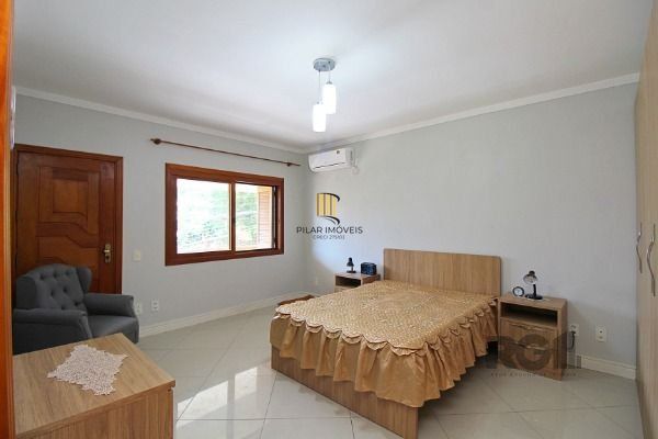 Casa Condominio para Venda - 197m², 3 dormitórios, sendo 1 suites, 2 vagas - Tri