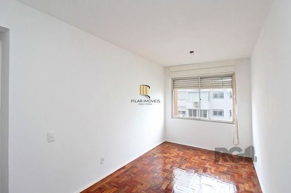 Apartamento em Porto Alegre, no bairro Tristeza, com 2 dormitório(s), e 2 banhei