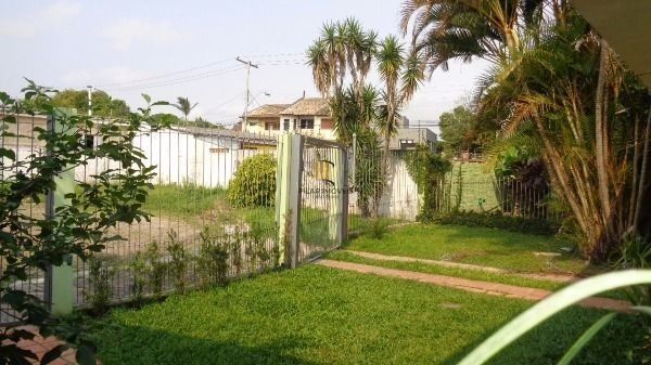 Casa para Venda - 200m², 3 dormitórios, sendo 1 suites, 4 vagas - Ipanema
