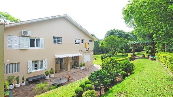 Casa Condominio em Porto Alegre, no bairro Cascata, com 3 dormitório(s), e 3 ban