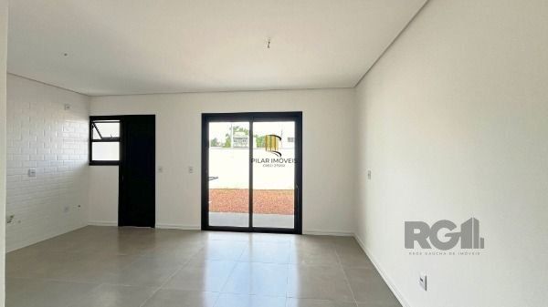 Casa Condominio em Porto Alegre, no bairro Campo Novo, com 3 dormitório(s), e 3 