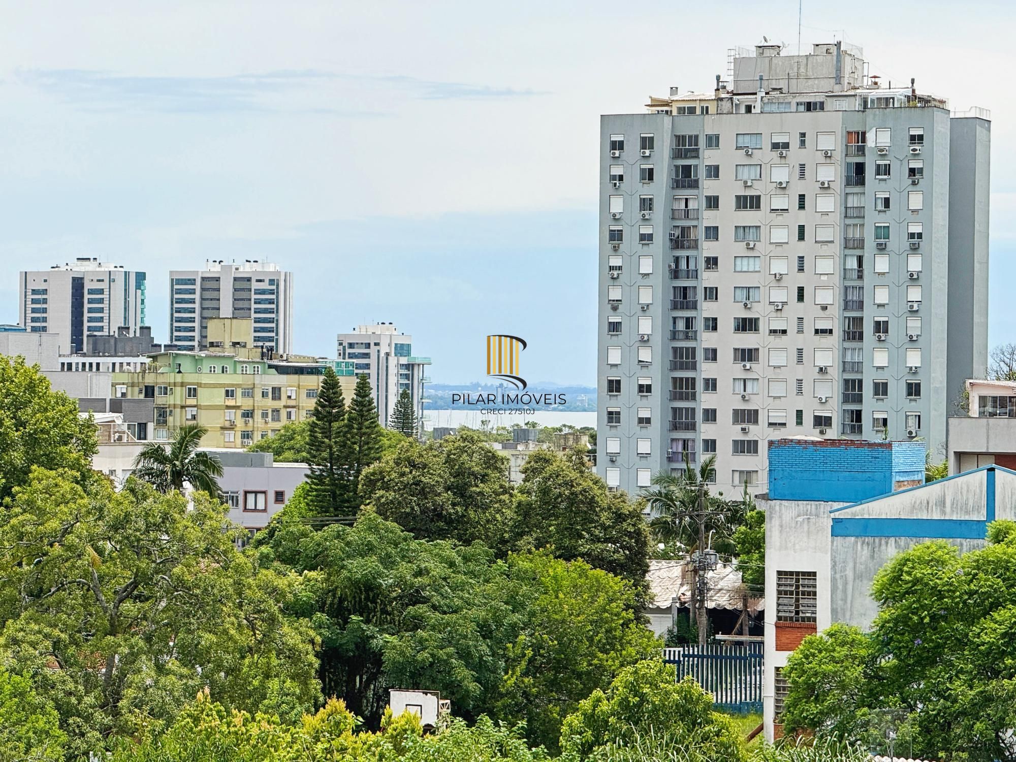 Apartamento novo semimobiliado no Cristal