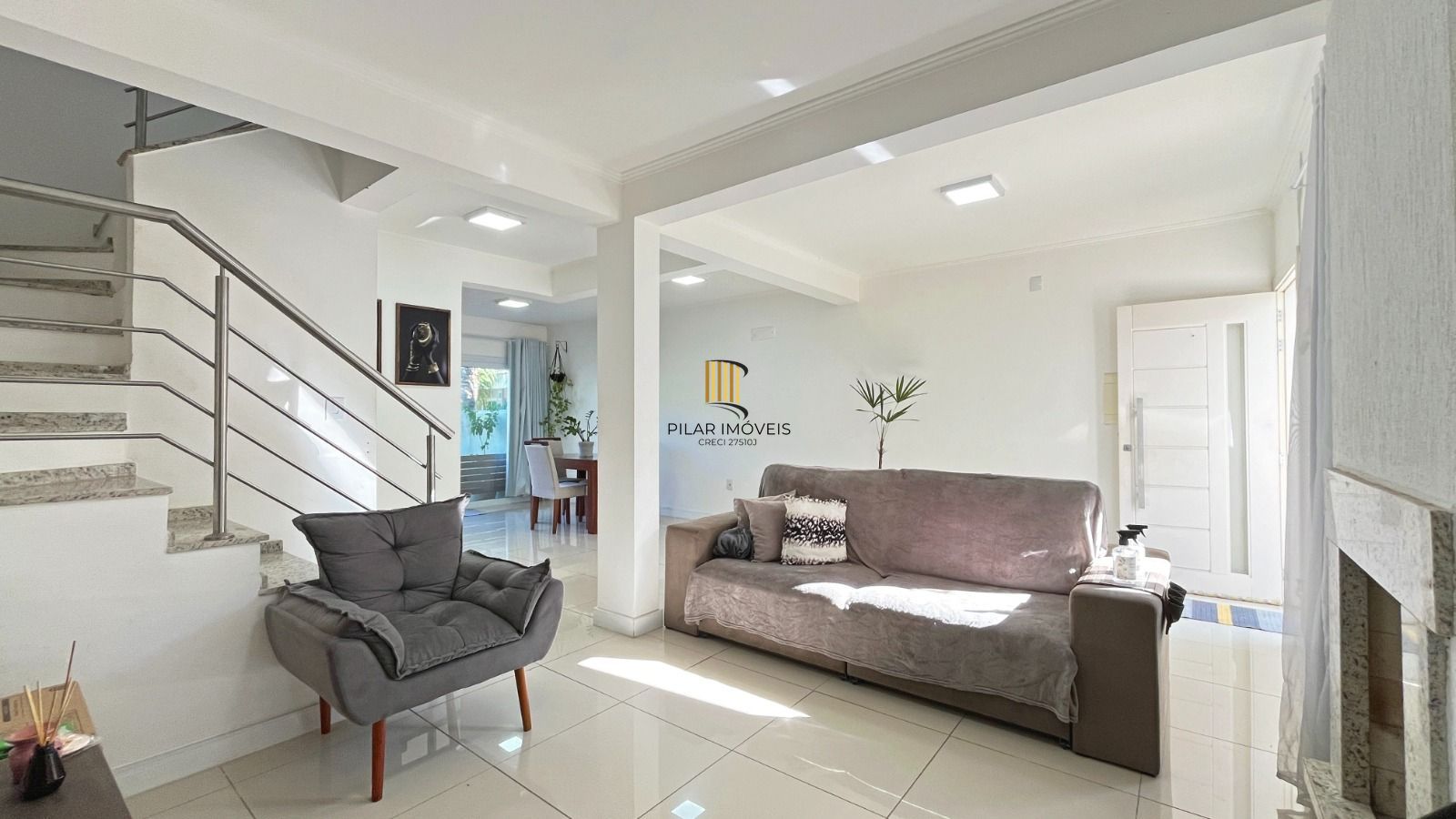 Casa de Condomínio 3 dormitórios no bairro Hípica