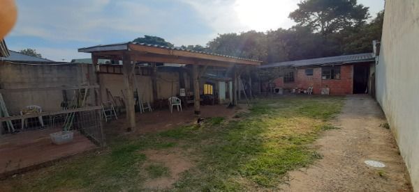 Casa para Venda - 120m², 2 dormitórios, sendo 1 suites, 6 vagas - Vila Nova