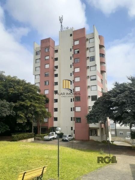 Apartamento em Porto Alegre, no bairro Glória, com 2 dormitório(s), e 2 banheiro