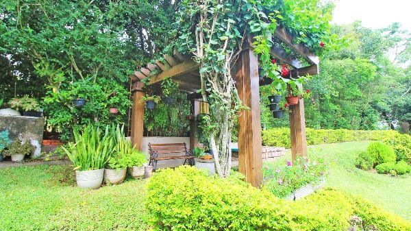 Casa Condominio em Porto Alegre, no bairro Cascata, com 3 dormitório(s), e 3 ban