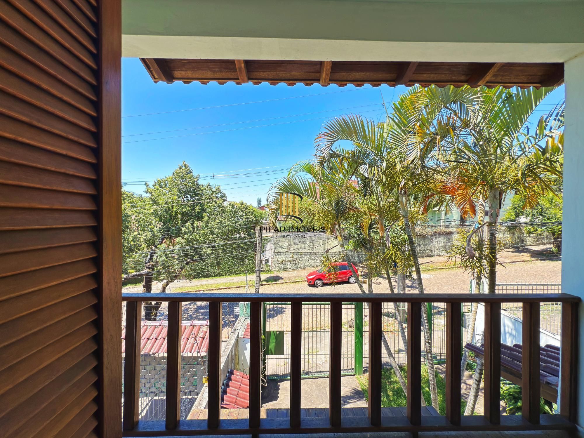 Casa para Venda - 190m², 3 dormitórios, sendo 1 suites, 3 vagas - Nonoai