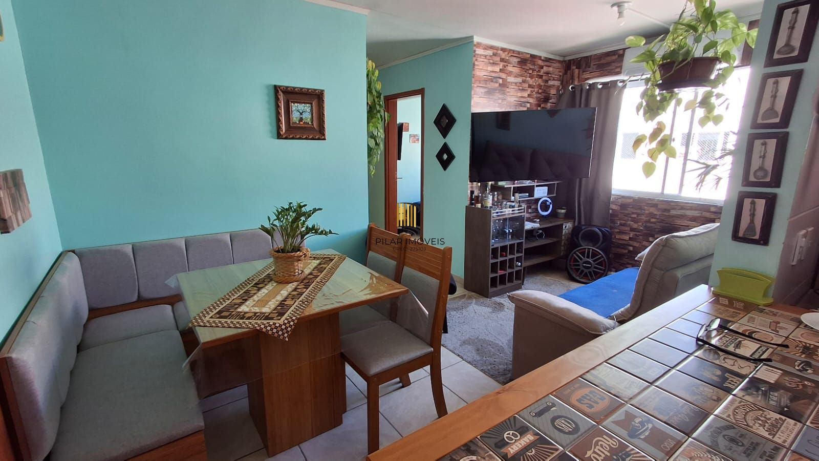 Lindo apartamento com 2 dormitórios no Bairro Chapéu do Sol.