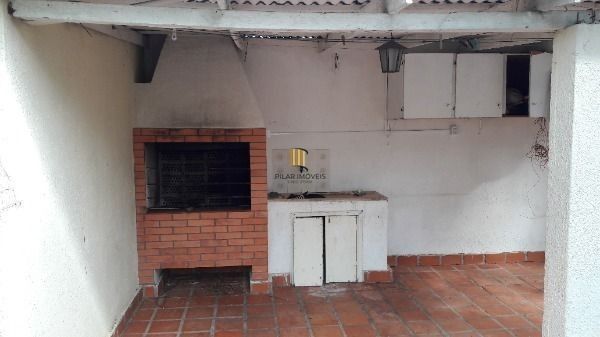Casa para Venda - 200m², 3 dormitórios, sendo 1 suites, 4 vagas - Ipanema