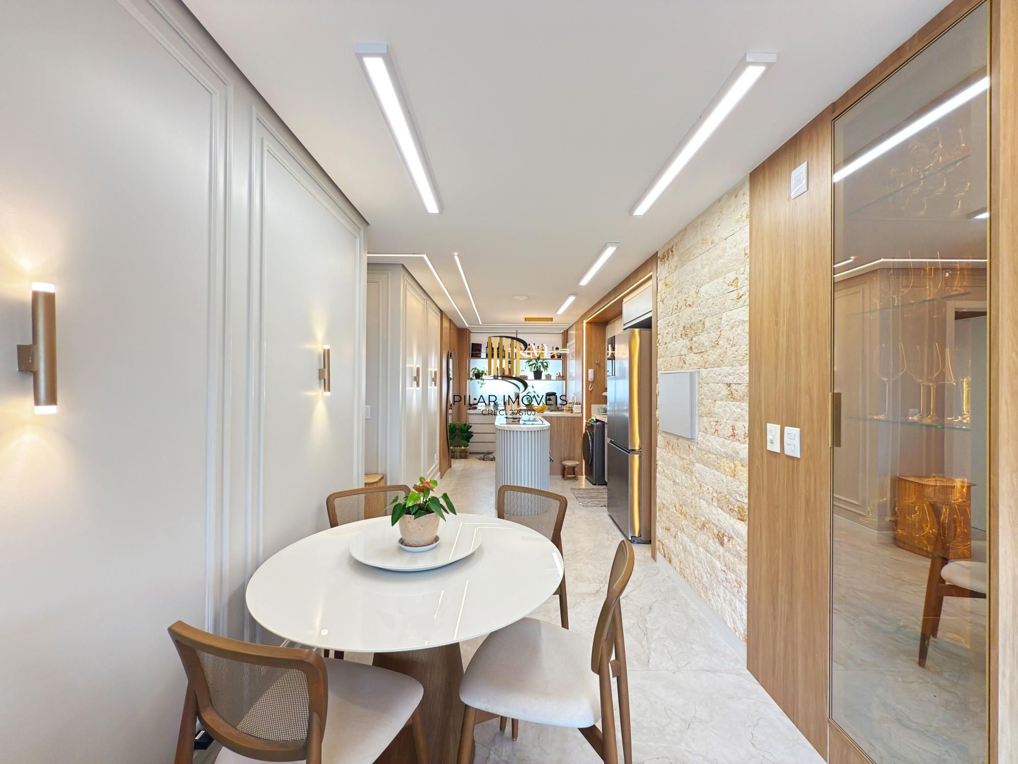 Apartamento novo semimobiliado no Cristal