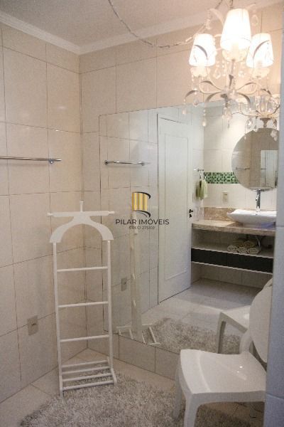 Casa para Venda - 740m², 5 dormitórios, sendo 5 suites, 5 vagas - Jardim Isabel