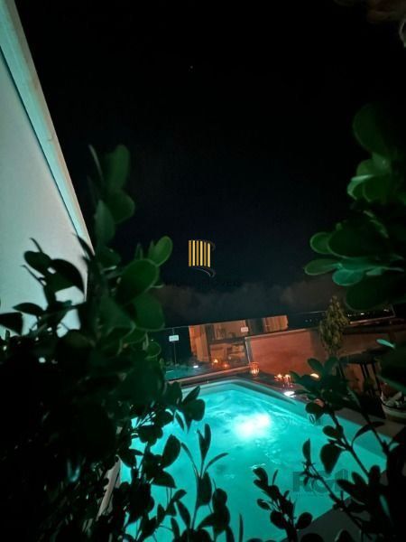 Casa Condominio em Porto Alegre, no bairro Tristeza, com 3 dormitório(s), e 3 ba