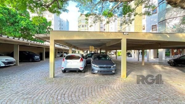 Ótima Cobertura Duplex com 233,00 m² Privativos no Miolo do Bairro Tristeza