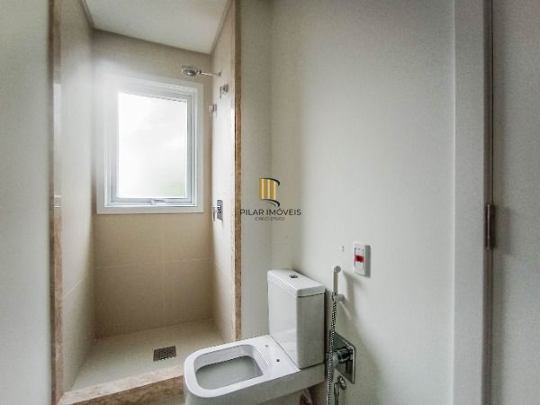 Cobertura para Venda - 346.66m², 3 dormitórios, sendo 3 suites, 4 vagas - Vila A