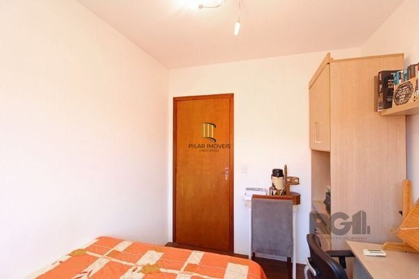 Casa Condominio em Porto Alegre, no bairro Tristeza, com 3 dormitório(s), e 3 ba