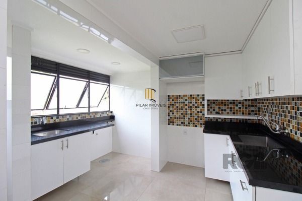 Apartamento em Porto Alegre, no bairro Santa Tereza, com 3 dormitório(s),