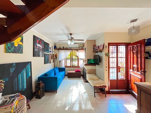 Ótima Residência com 3 dormitórios á venda no Bairro Ipanema.