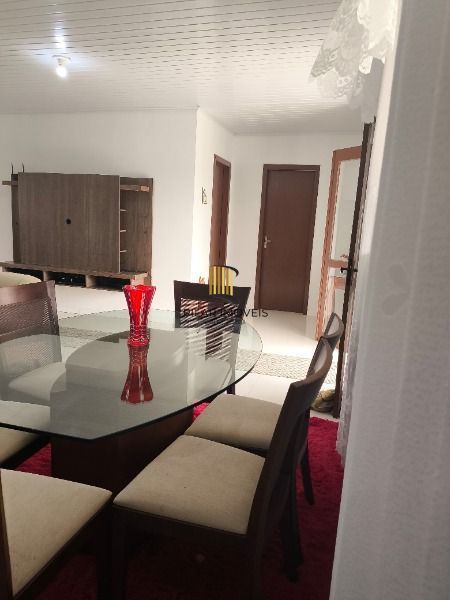 Casa em Tavares, no bairro Centro, com 2 dormitório(s), e 2 banheiros, à venda.