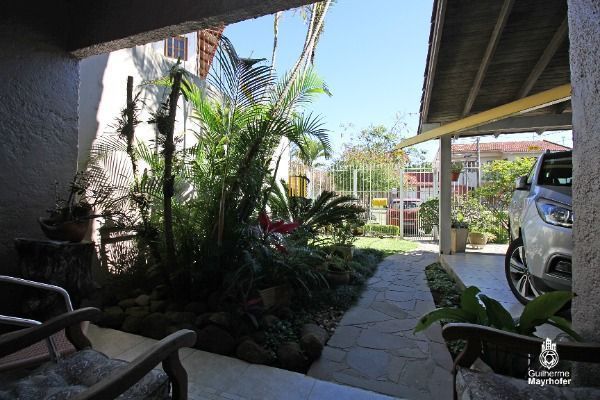 Casa para Venda - 219.05m², 3 dormitórios, sendo 1 suites, 2 vagas - Bahamas