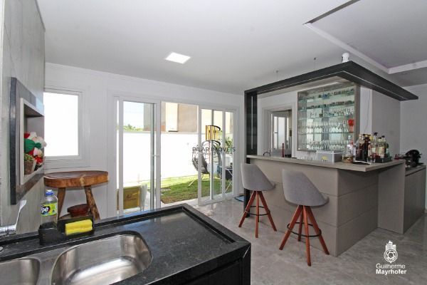 Casa Condominio para Venda - 203.81m², 3 dormitórios, sendo 1 suites, 2 vagas - 