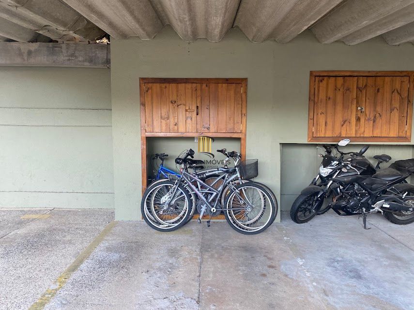 Cobertura, com 3 dormitórios, piscina, Bairro Tristeza.