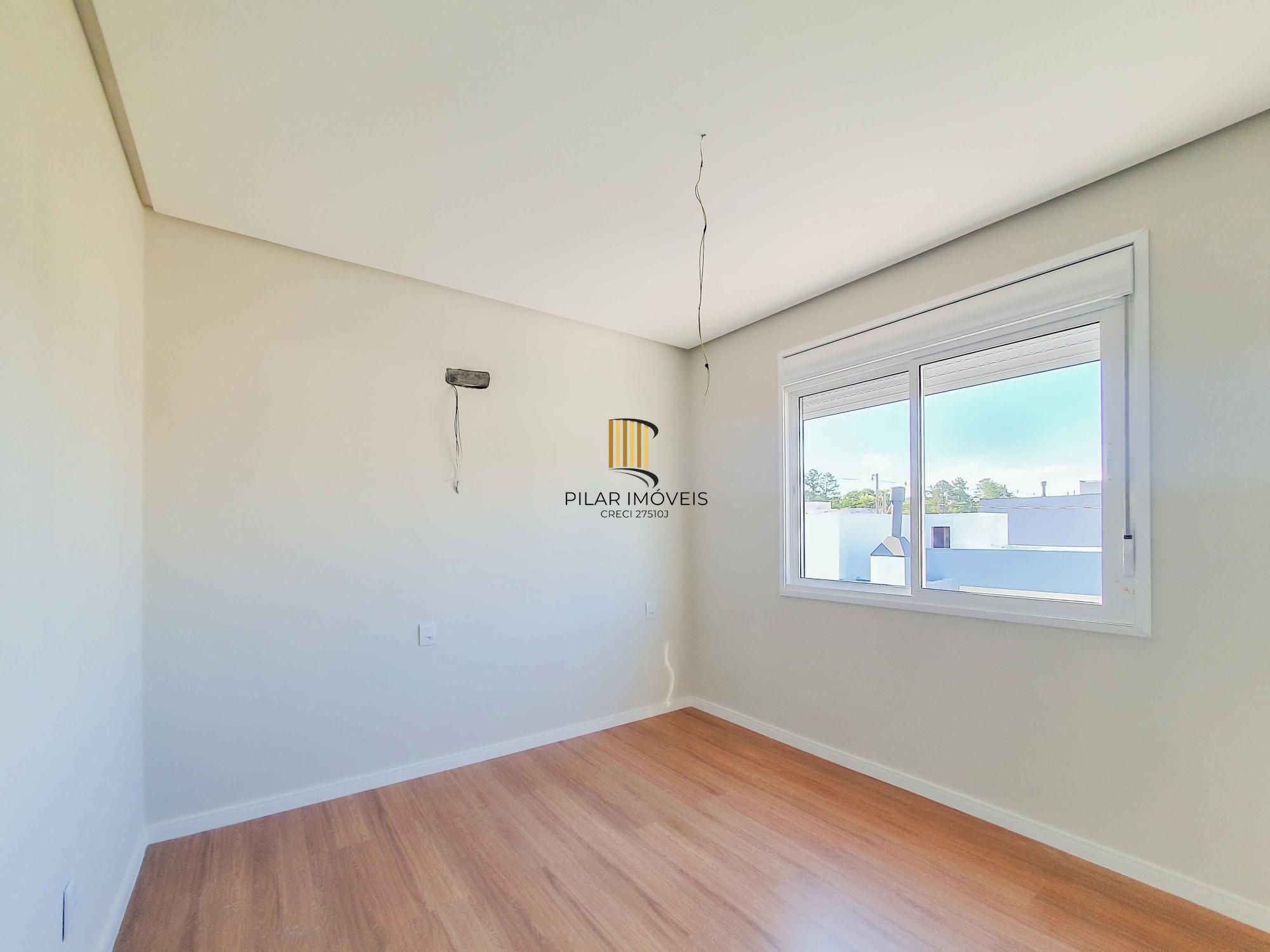 Condomínio Garden, bairro Hípica, 3 dormitórios, 1 suíte, pátio, infra de clube