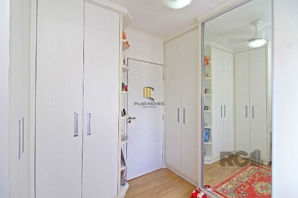 Apartamento em Porto Alegre, no bairro Vila Nova, com 2 dormitório(s), e 2 banhe