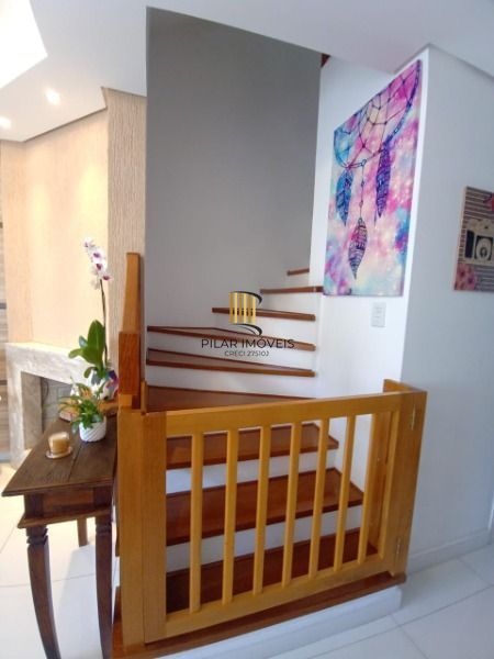 Casa para Venda - 90m², 3 dormitórios, sendo 1 suites, 1 vaga - Hípica