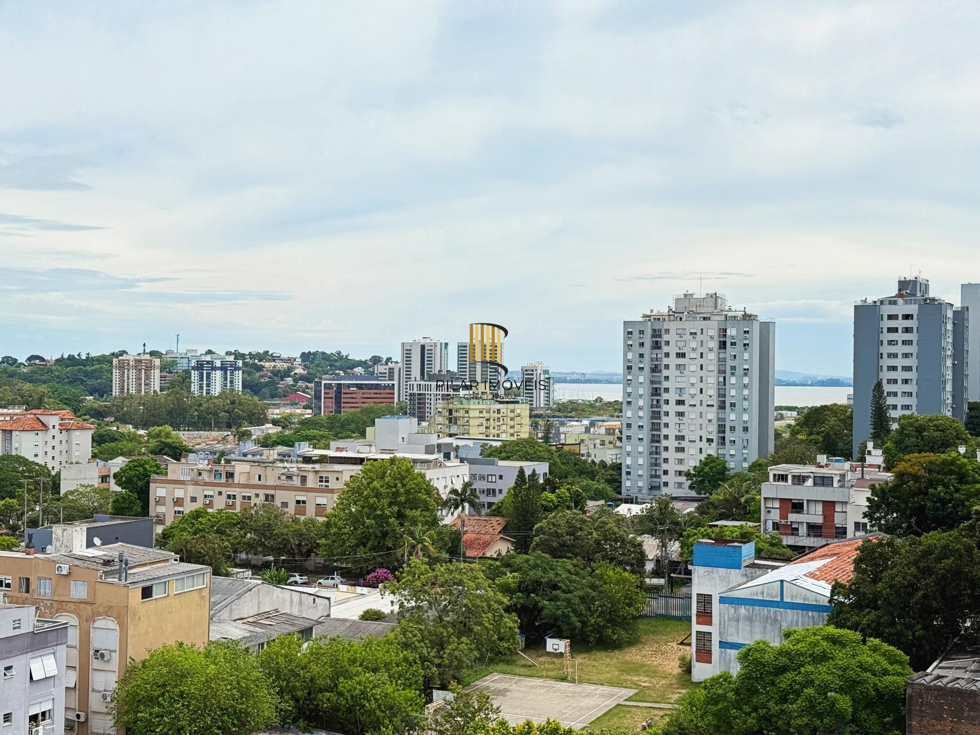 Apartamento novo semimobiliado no Cristal