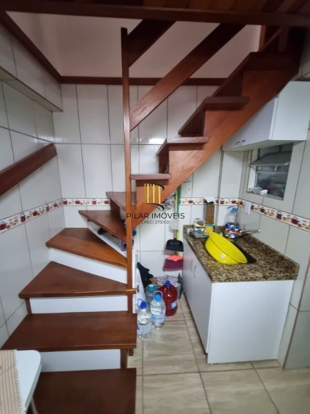 Casa Condominio em Porto Alegre, no bairro Cavalhada, com 2 dormitório(s), e 2 b