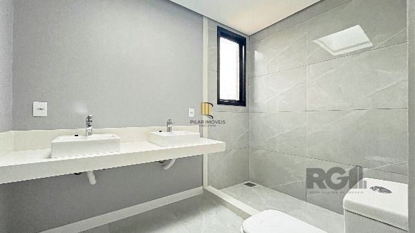 Casa Condominio em Porto Alegre, no bairro Hípica, com 3 dormitório(s), e 3 banh