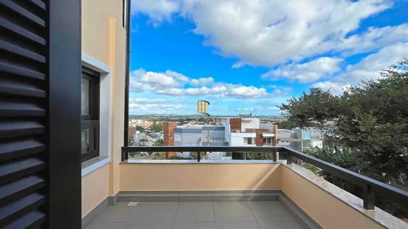 Altos do lago- Com 3 dormitórios, 3 vagas , piscina , Linda e ampla casa em cond