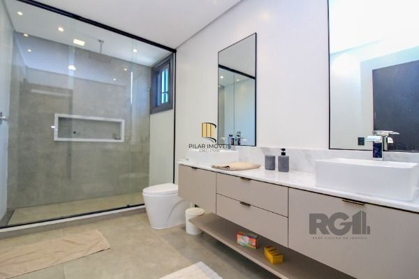 Casa em Condominio no Terra Ville, com 4 dormitório(s), e 4 suítes, à venda.