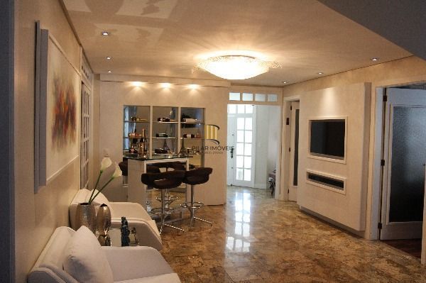 Casa para Venda - 740m², 5 dormitórios, sendo 5 suites, 5 vagas - Jardim Isabel