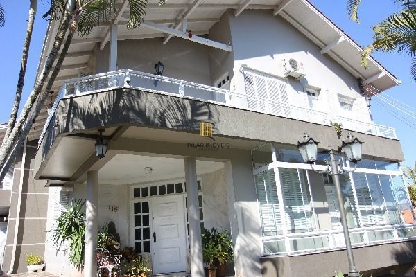 Casa para Venda - 740m², 5 dormitórios, sendo 5 suites, 5 vagas - Jardim Isabel