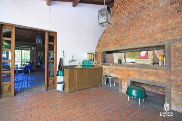 Casa para Venda - 200m², 3 dormitórios, sendo 1 suites, 4 vagas - Ipanema