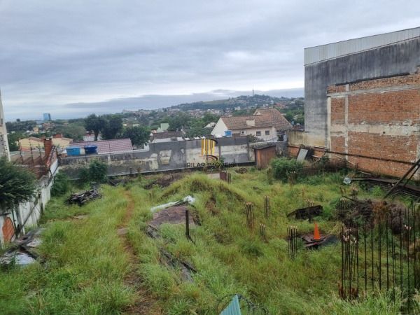 Terreno em Porto Alegre, no bairro Nonoai, à venda.