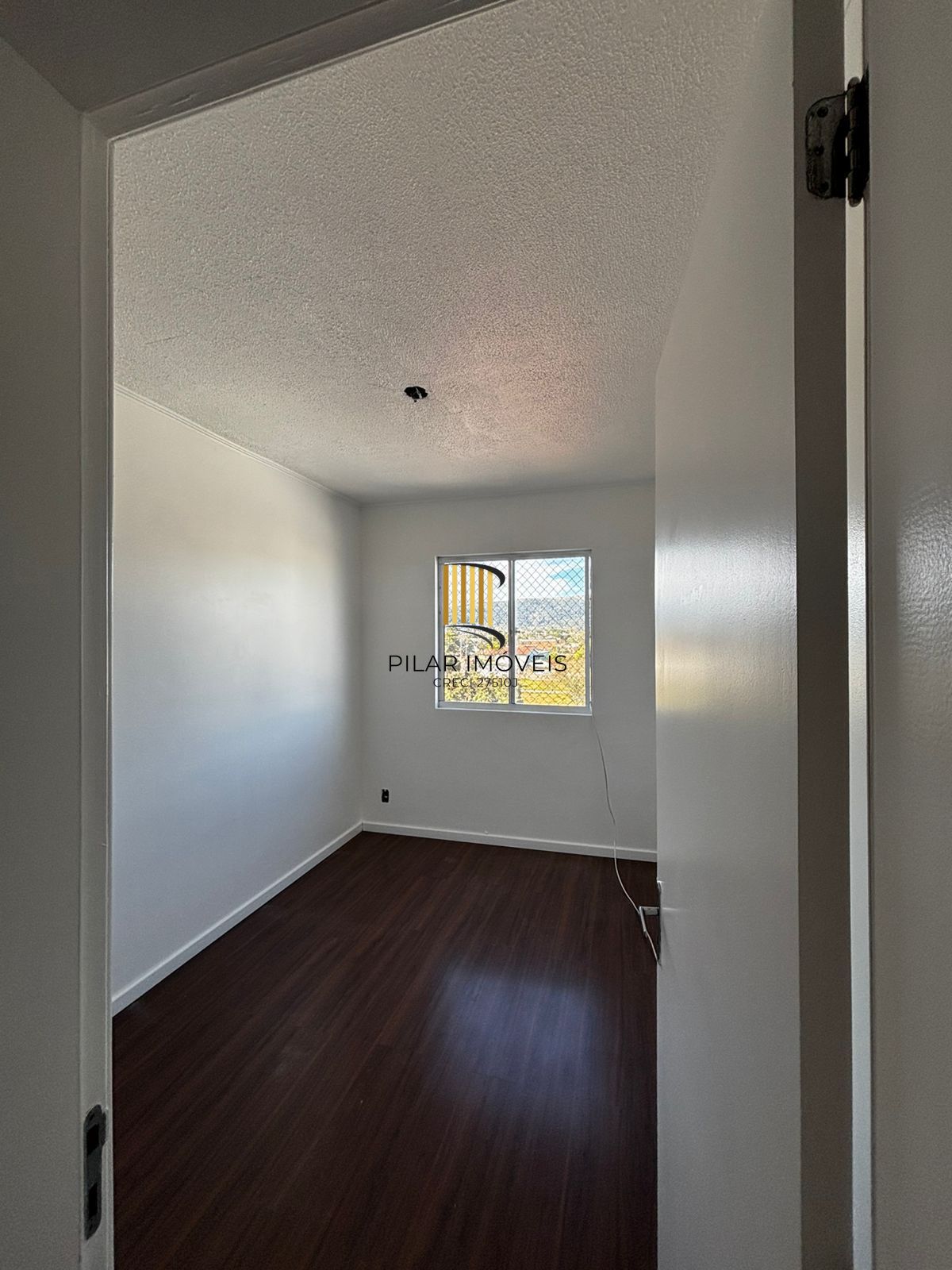 Apartamento 2dorm, sala/cozinha, banheiro. Aceita venda assistida!