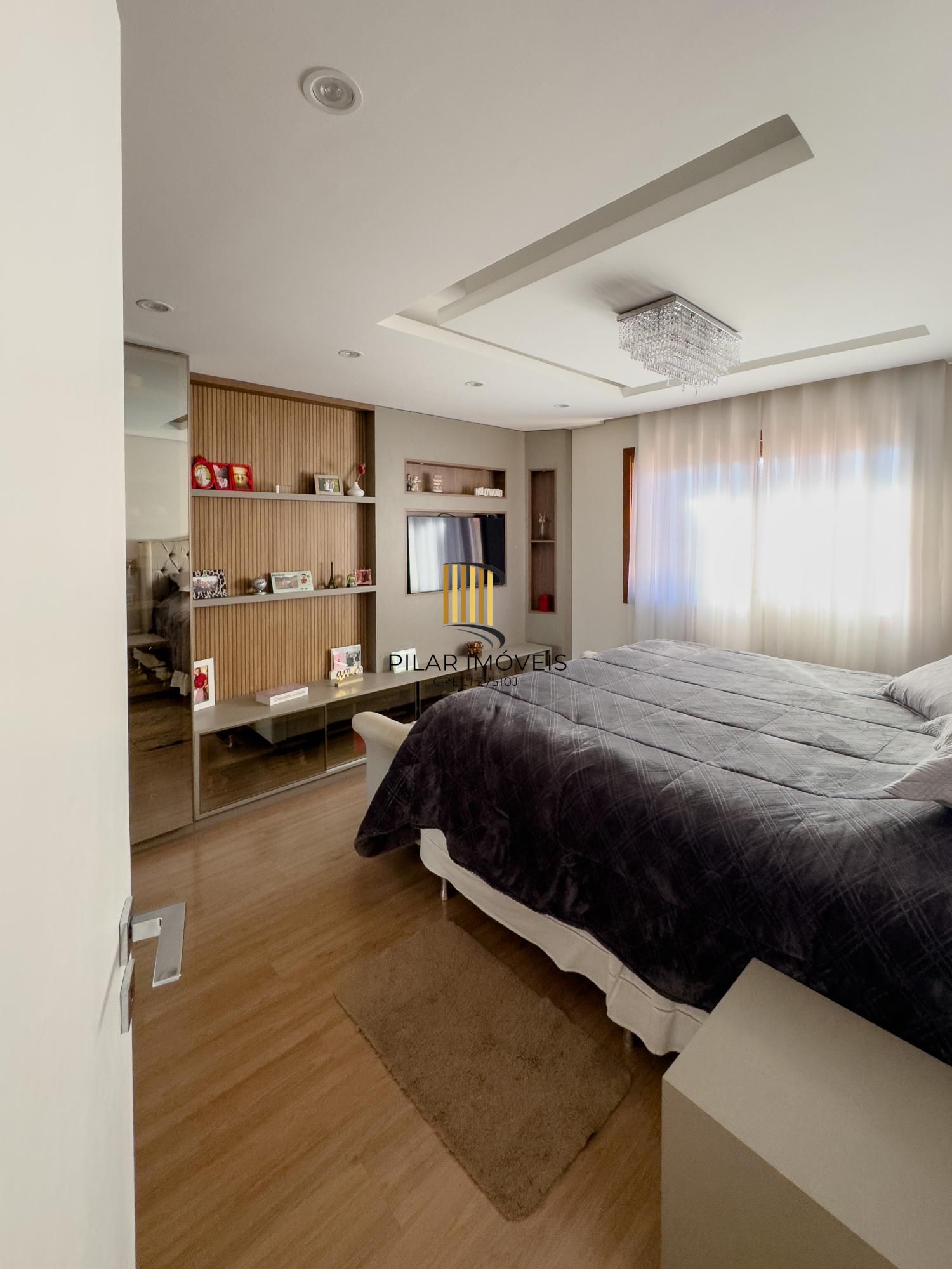 Casa em Condomínio com 3 dormitórios no bairro Vila Conceição.