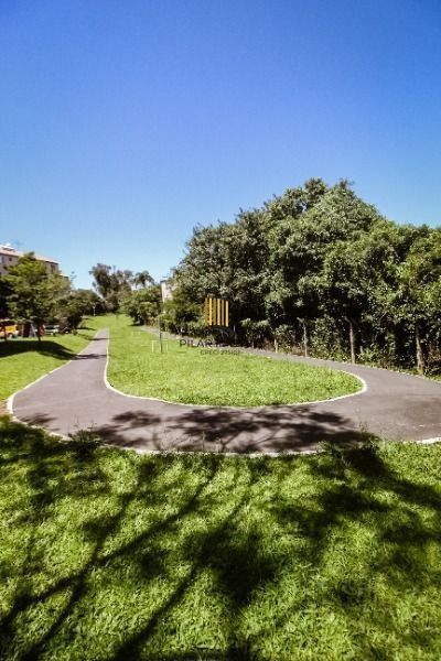 Apartamento em Porto Alegre, no bairro Vila Nova, com 2 dormitório(s), e 2 banhe