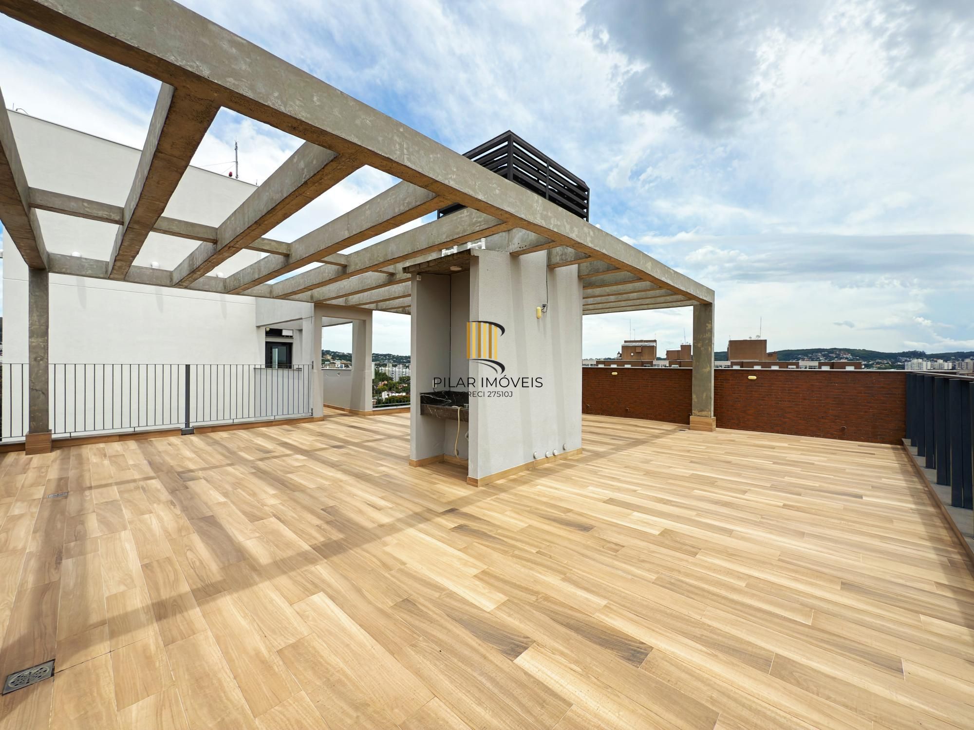 Apartamento novo semimobiliado no Cristal