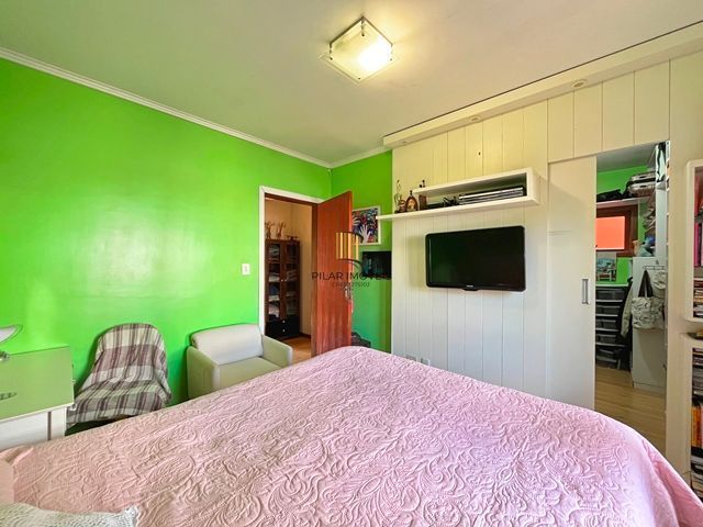 Ótima Residência com 3 dormitórios á venda no Bairro Ipanema.