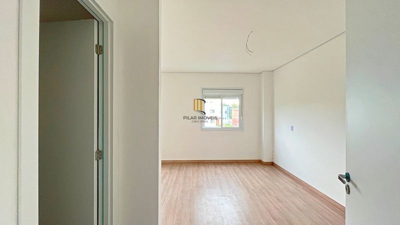 Casa Condominio em Porto Alegre, no bairro Campo Novo, com 3 dormitório(s), e 3 