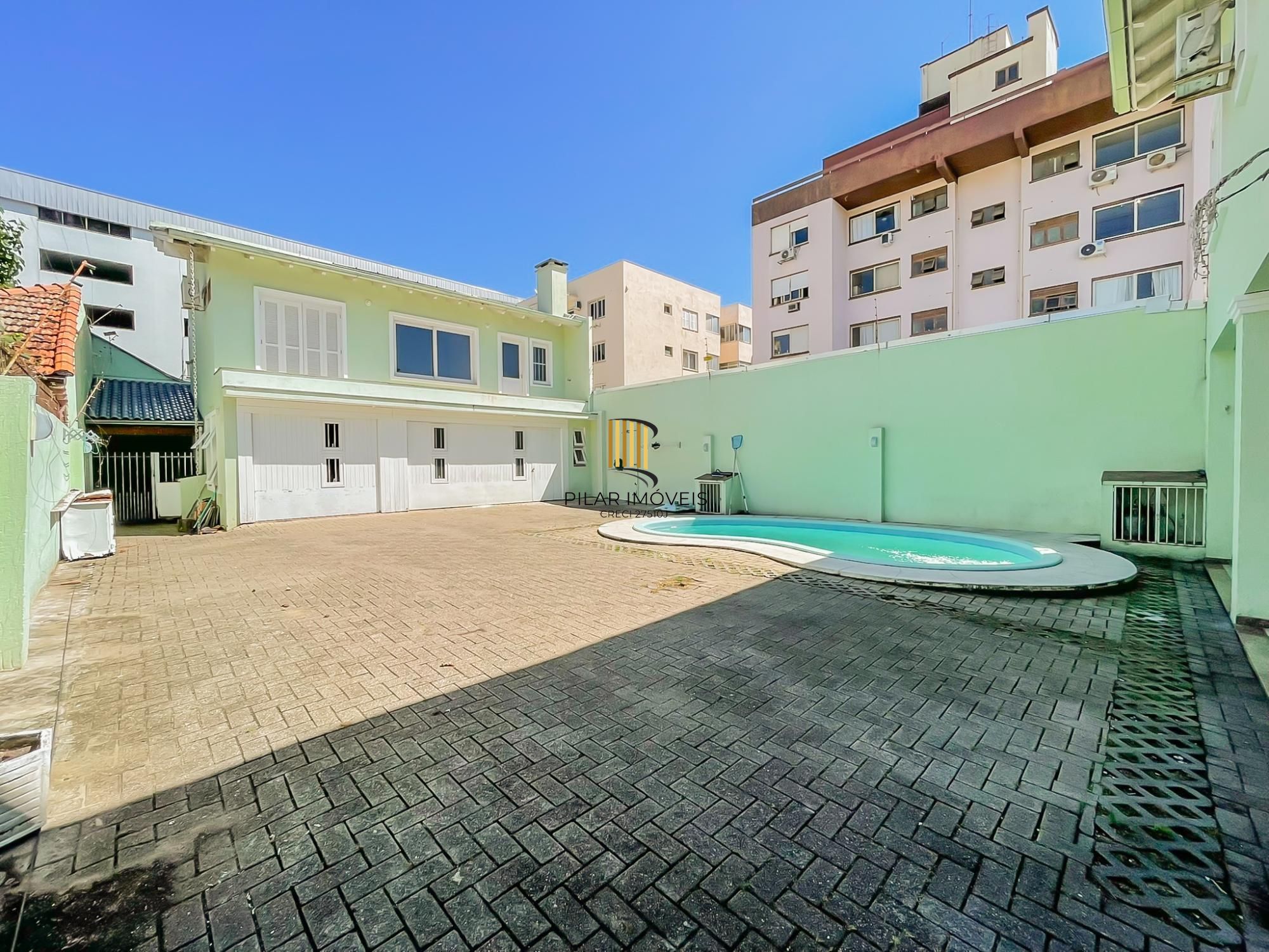 Casa 3 dormitórios no bairro Cristal