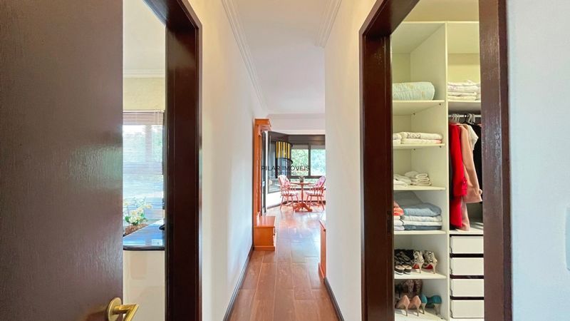 Altos do lago- Com 3 dormitórios, 3 vagas , piscina , Linda e ampla casa em cond