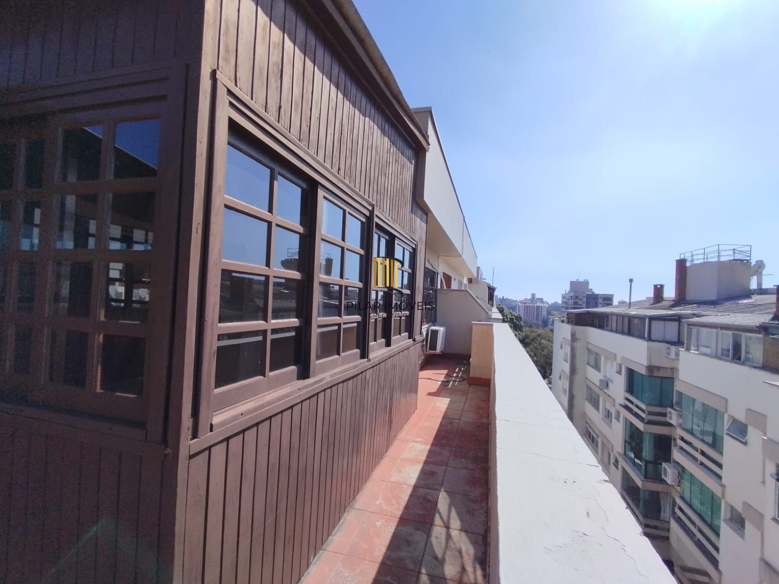 Linda cobertura no bairro Tristeza para venda.